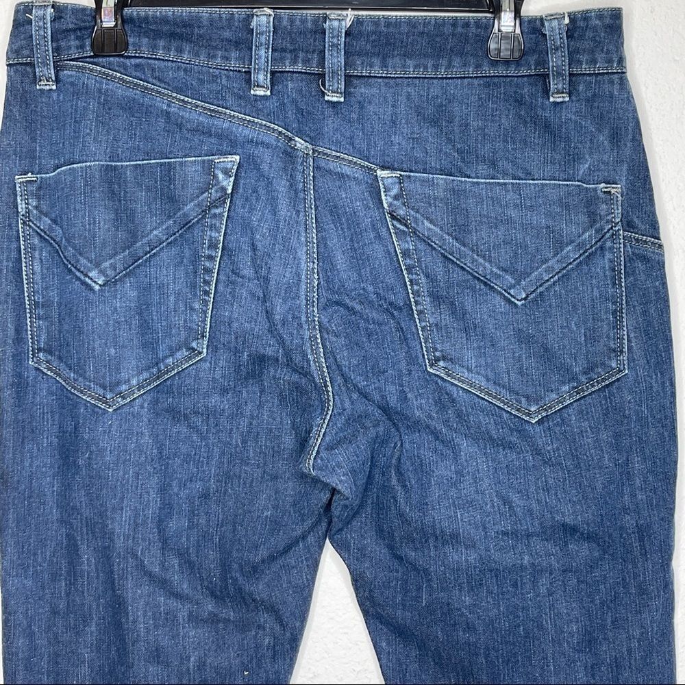 Volcom Jeans - Picture 3 of 8